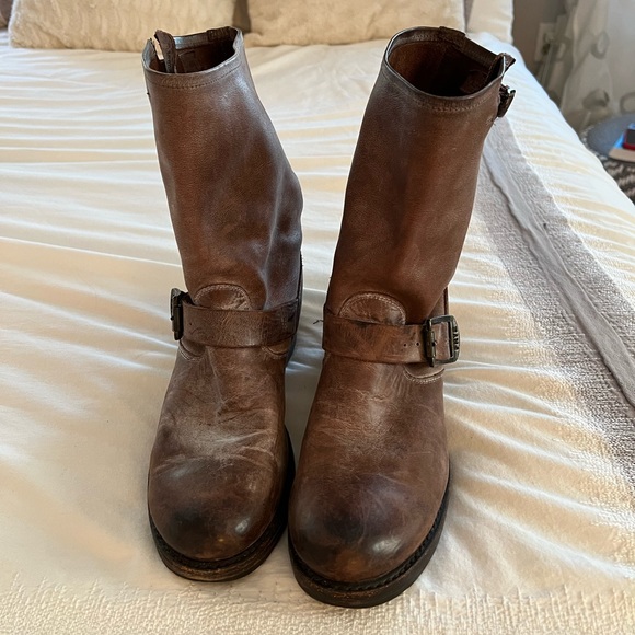 Frye Veronica Short Dark Brown Moto Boot - Picture 2 of 5